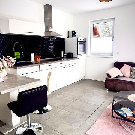 Woerthersee-Appartements เวลเดน อัม เวิร์ทเทอร์ซี ภายนอก รูปภาพ